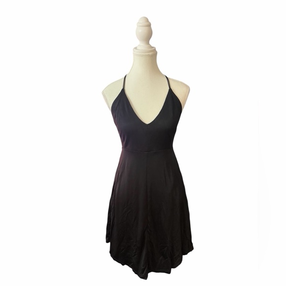 Aritizia Wilfred - Halter String Tie Mini Dress - Picture 2 of 9